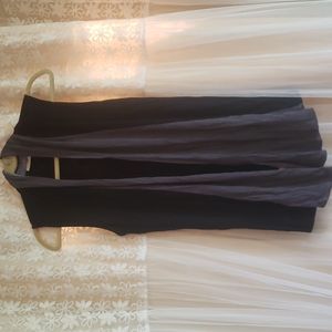 LOGO by Lori Goldstein Sleeveless Cardigan Shawl with Grey M